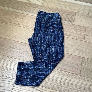 Mondetta workout legging blue pattern capris Medium